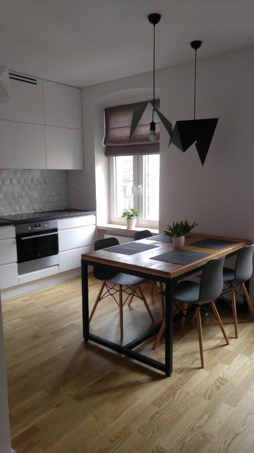 Stylowy 2-Pokojowy Apartament 5 Min. Od Rynku วรอตซวาฟ ภายนอก รูปภาพ