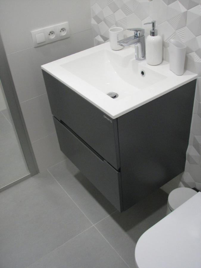 Stylowy 2-Pokojowy Apartament 5 Min. Od Rynku วรอตซวาฟ ภายนอก รูปภาพ