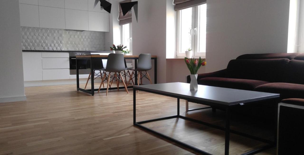 Stylowy 2-Pokojowy Apartament 5 Min. Od Rynku วรอตซวาฟ ภายนอก รูปภาพ